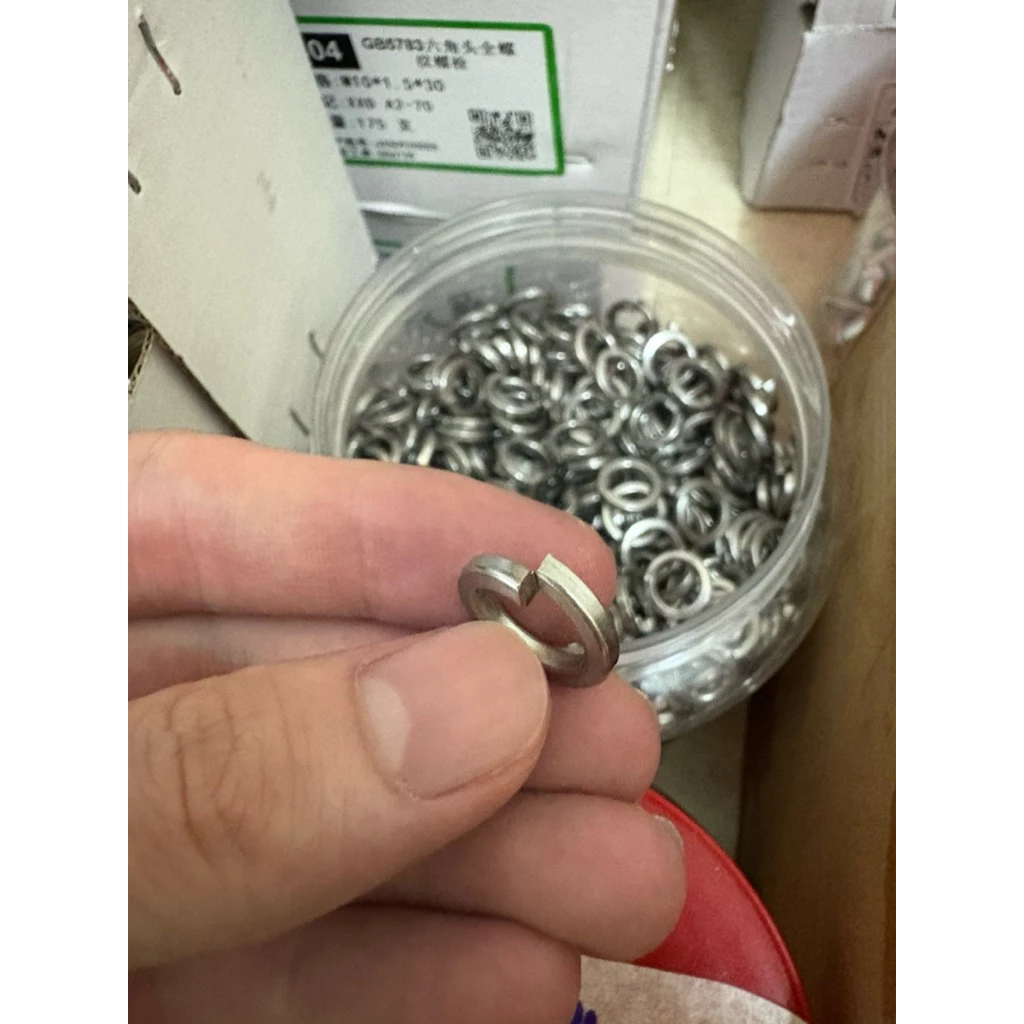 M8 & M10 SUS 304 Spring Washer Stainless Steel