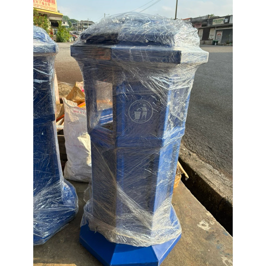 Majesty Hexagon Garbage Bin + Inner Bin (Black) / Tong Sampah - 85 Litres (Outdoor Children Sports Playground Parks)