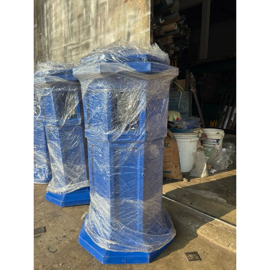 Majesty Hexagon Garbage Bin + Inner Bin (Black) / Tong Sampah - 85 Litres (Outdoor Children Sports Playground Parks)