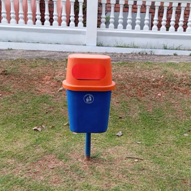 Hanging Litter Bin (40L) / HDPE Environment Bin/ HDPE standing Bin / Trash Pole Bin / Tong Sampah Taman for Outdoor Park
